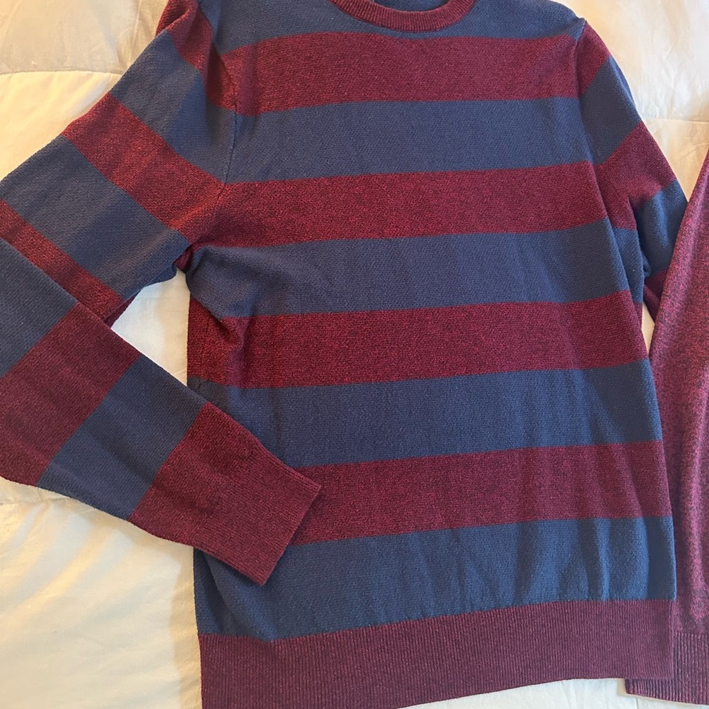 Two for one! 1901 Burgundy & Navy Crewneck Sweaters Cotton & Wool blend πππΌ - Picture 2 of 7